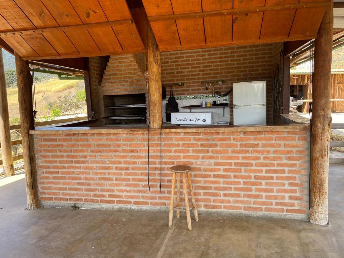 Casa Amarela Passa Quatro